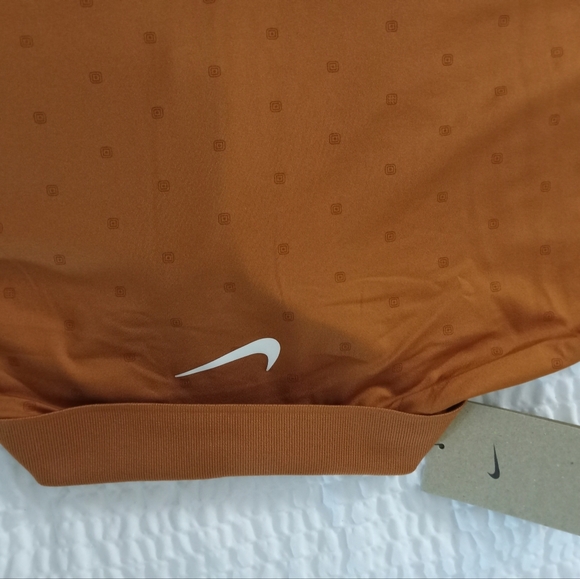 Nike PoloShirts - Picture 5 of 6